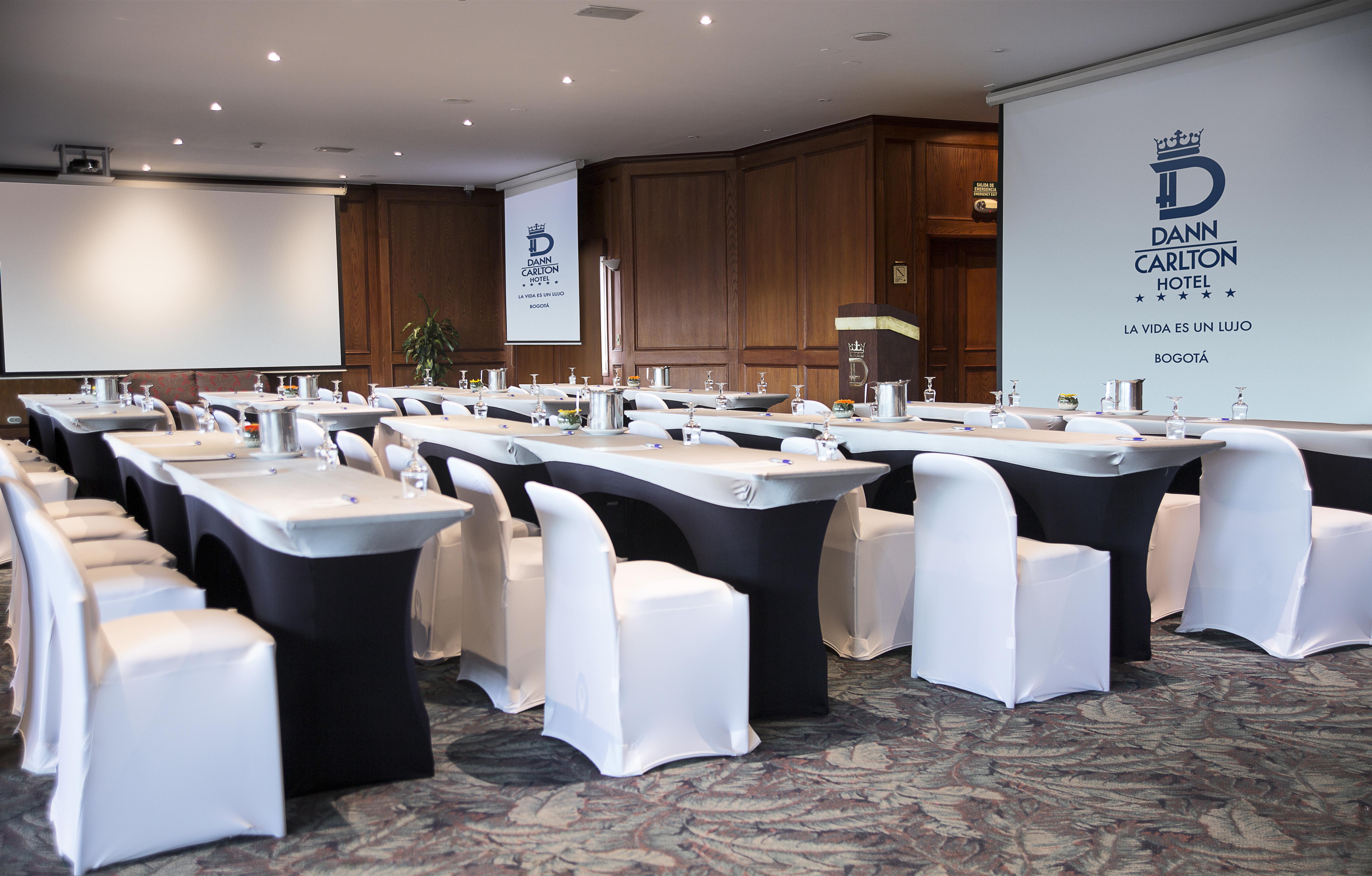 Hotel Dann Carlton Bogotá Exterior foto Meeting room